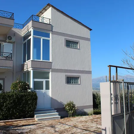 Apartment Nefeli *