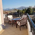 Nefeli Sarande