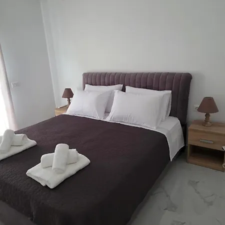 Nefeli Апартаменты *